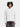 Reternity Essential Furry Knit Sweater in Hellgrau. Ein Mann trägt einen flauschigen, hellgrauen Pullover mit Rundhalsausschnitt und langen Ärmeln.